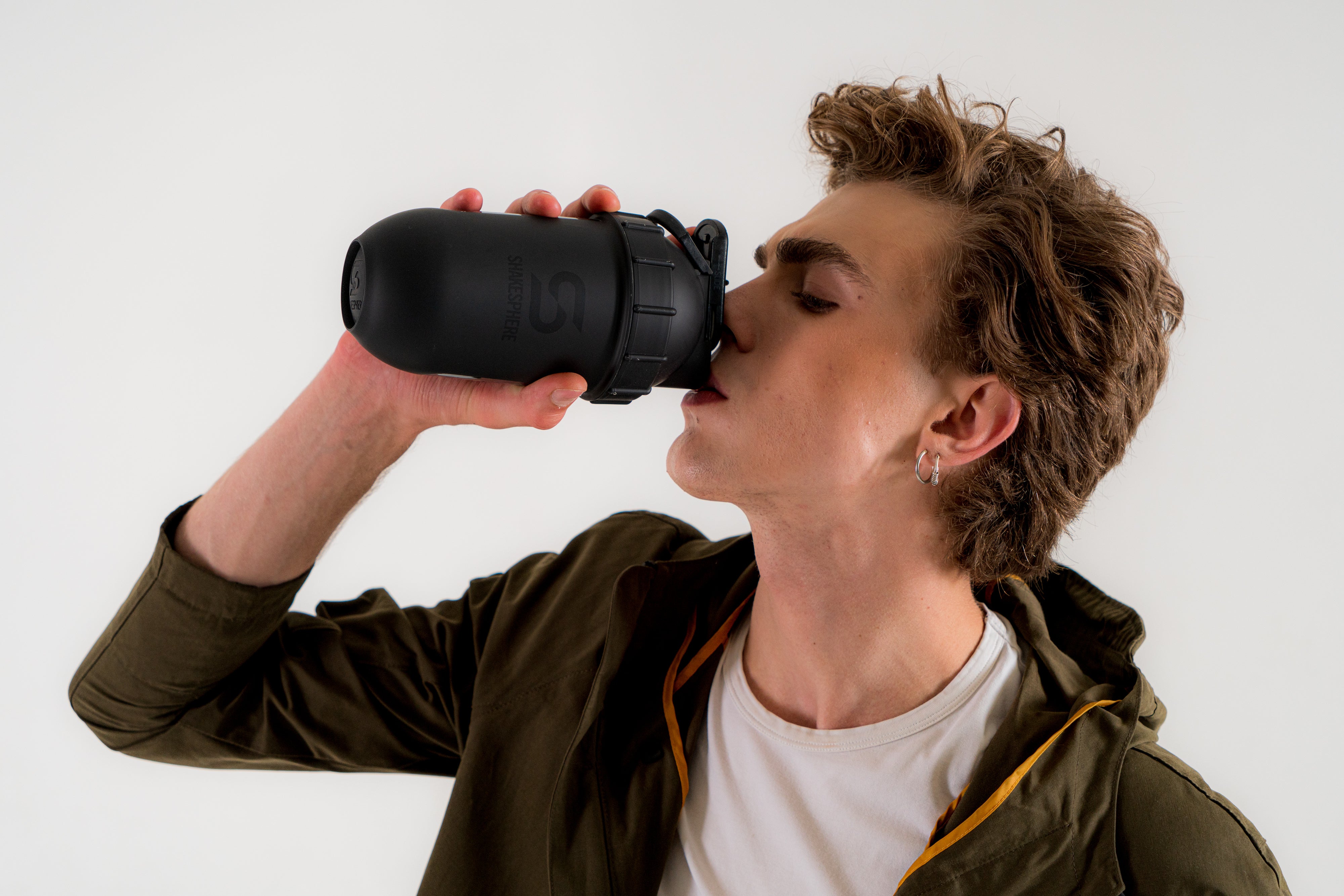 700mls ShakeSphere Tumbler View Matte Black/Black Window