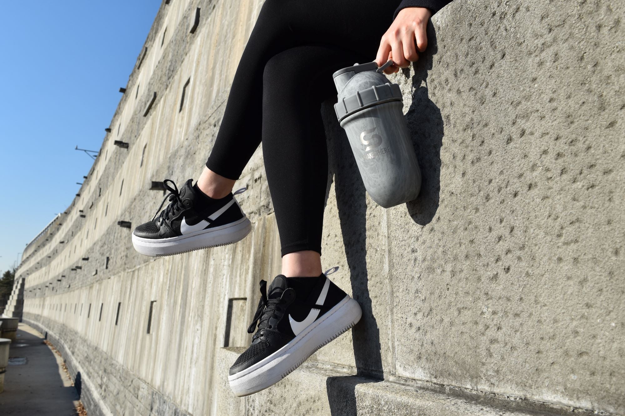 700mls ShakeSphere Tumbler Double Wall Steel Concrete